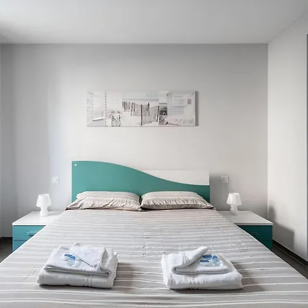 Апартаменти Maraini 35 By Quokka 360 - Strategic Location Near Station *